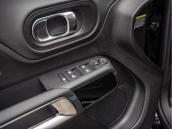 2424467_18.jpg #psunion